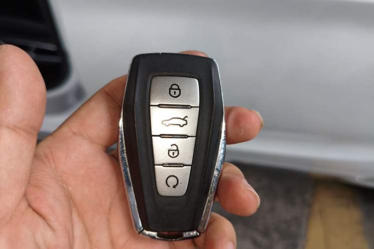 Used Geely Auto Emgrand GT 2021 1.8T Flagship Edition Vehicle Key