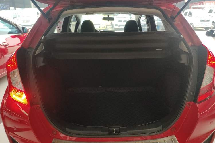 Used Honda Fit 2014 1.5L SE CVT Fashion Model