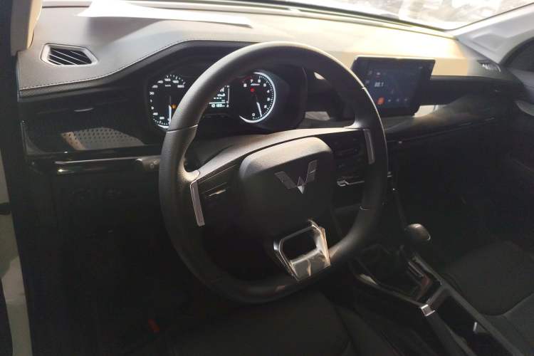 Used Wuling Asta 2021 1.5T Manual Xingyue Edition