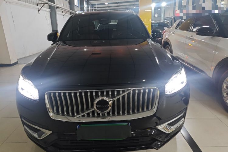 Used Volvo XC90 2023 B5 SmartDrive Luxury Edition 5 Seats Front