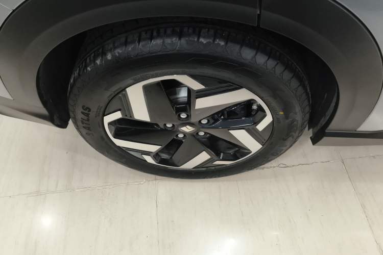Used Baojun Yunhai 2024 600km Pure Electric Version
