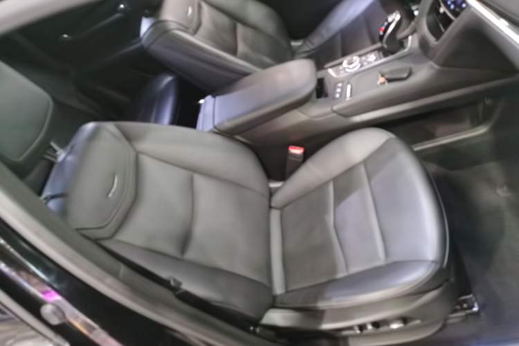 Used Cadillac XT5 2020 28T Four-Wheel Drive Luxury Version