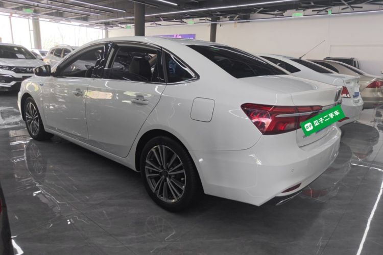 Used Roewe i6 2020 PLUS 1.6L CVT 4G Connected Glory Flagship Edition
