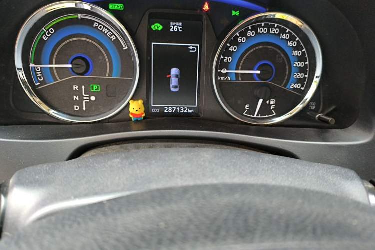 Used Toyota Corolla 2017 Revised Dual-Engine 1.8L E-CVT Elite Edition Odometer Close Up