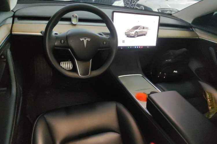 Used Tesla Model 3 2022 Rear-Wheel-Drive Version Center Console