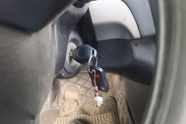 Used Nissan Sylphy 2016 Classic 1.6XE Manual Leading Edition Vehicle Key