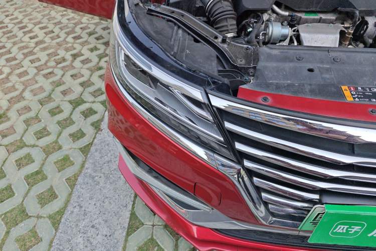 Used Roewe i6 New Energy 2017 45T Hybrid Connective Smart Luxury Edition Right Front Headlight