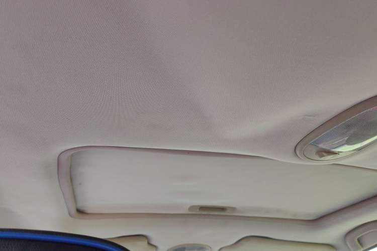 Used Buick Excelle 2011 1.6 LE-AT Headliner