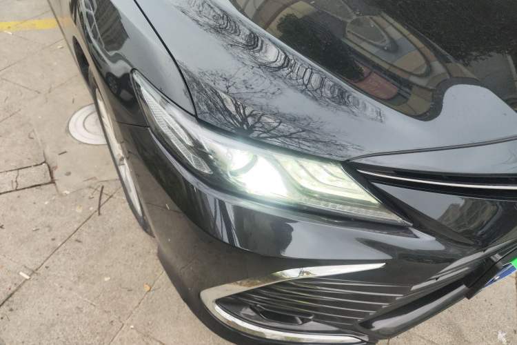 Used Toyota Camry 2021 2.0G Luxury Edition
