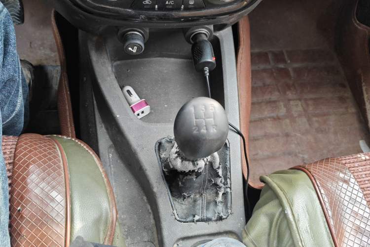 Used Wuling Rongguang V 2018 1.5L Standard Version