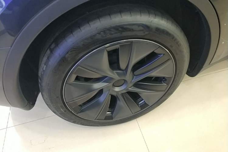 Used Tesla Model Y 2024 Rear-Wheel-Drive Version