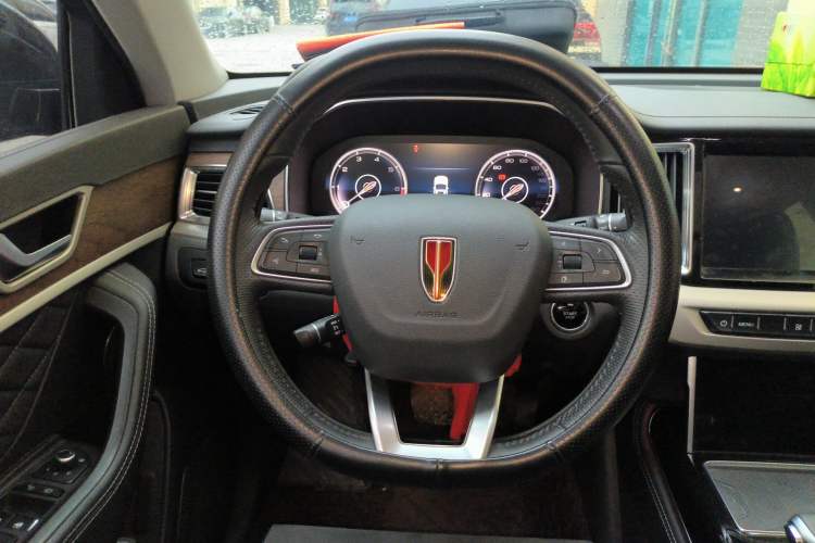 Used Hongqi HS7 2022 2.0T DCT Two-Wheel Drive Smart Connect Flagship Edition Seven Seats Steering Wheel