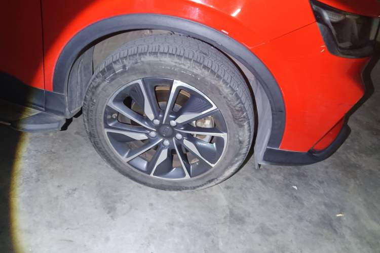 Used Geely Auto Coolray New Energy 2019 260T DCT Knight Right Front Wheel Hub