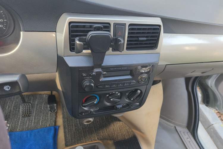 Used Wuling Rongguang 2011 1.2L Standard Version
