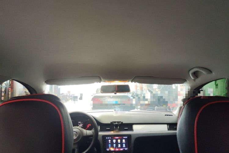 Used Volkswagen Bora 2013 1.6L Manual Fashion Edition
