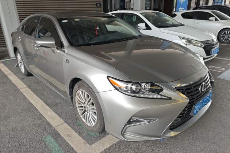 Used Lexus ES 2015 200 Elite Edition

