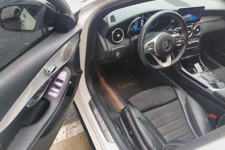 Used Mercedes-Benz C-Class 2020 Restyled C 260 Sport Edition Interior 3