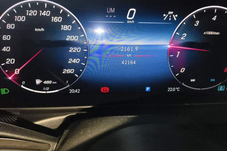 Used Mercedes-Benz C-Class 2024 C 260 L Sport Edition Odometer Close Up