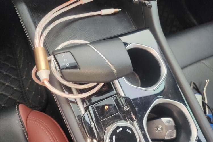 Used CHANGAN Eado 2023 Changan Edition PLUS Blue Whale NE 1.4T GDI DCT Prestige Version Gear Lever