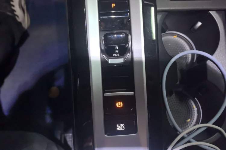 Used Volkswagen Tavendor 2024 330TSI Luxury Touring - All-Inclusive Edition