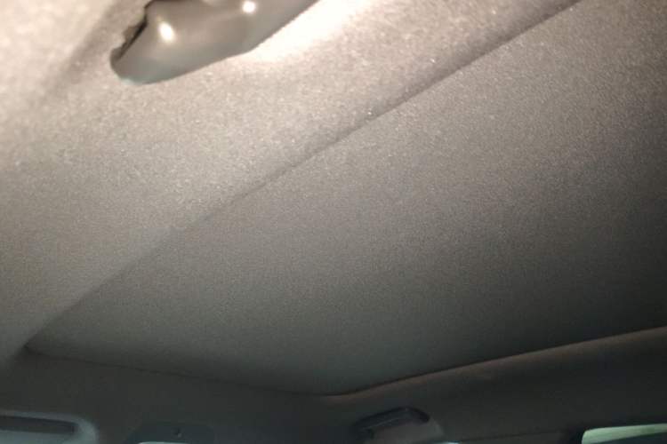 Used VOYAH FREE 2025 318 259 km All-Wheel-Drive Exploration Edition