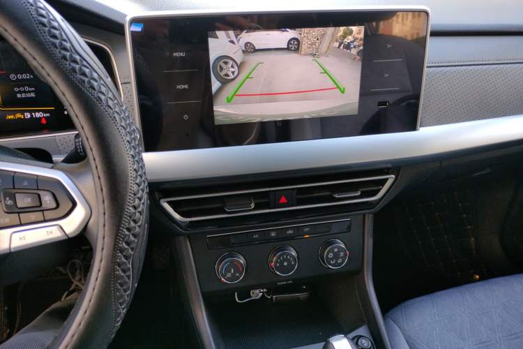 Used Volkswagen Lavida 2023 300TSI DSG Full-Comfort Edition
