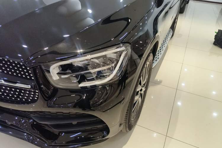 Used Mercedes-Benz GLC Coupe 2023 GLC 300 4MATIC Coupe SUV