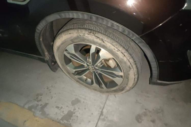 Used Luxgen U6 SUV 2014 1.8T Fashion Edition Right Front Wheel Hub