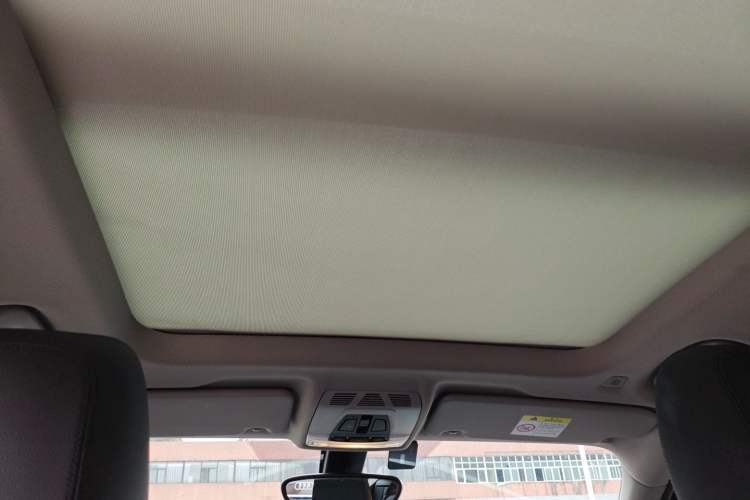 Used BMW X1 2016 sDrive18Li Premium Edition Headliner