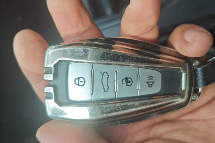 Used Geely Auto Vision X6 2021 PRO 1.4T Manual Luxury Model
