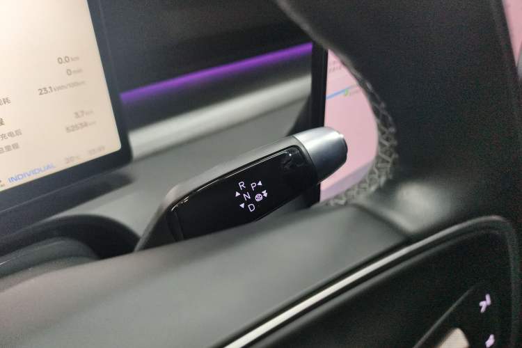 Used XPeng X9 2024 702 Ultra-Long Range Max