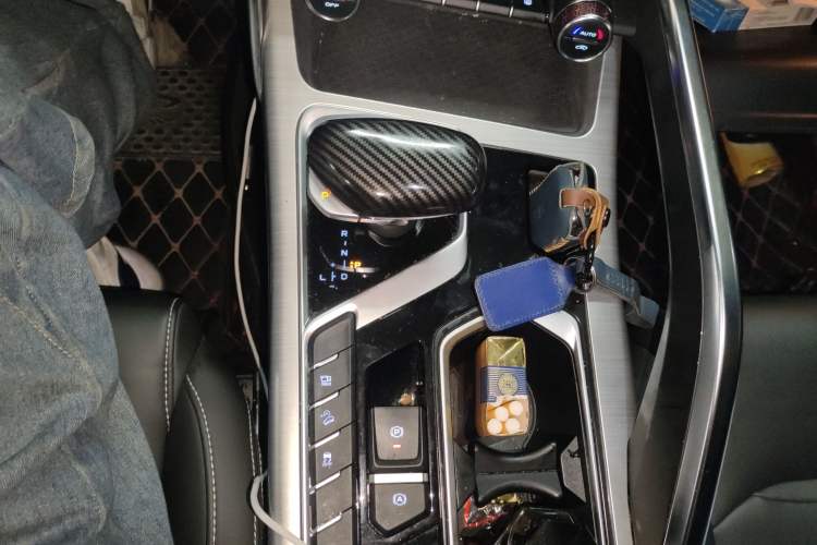 Used Geely Auto Monjaro New Energy 2021 ePro Lanxinger Pure Electric Range 56 km Gear Lever