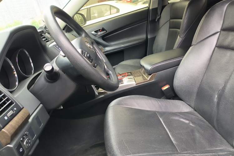 Used Toyota Reiz 2013 2.5S Elite Edition Left Front Seat