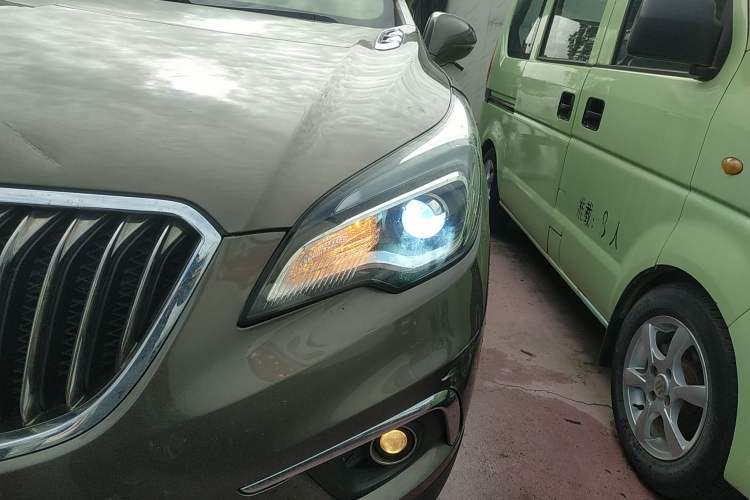 Used Buick Envision 2017 20T Two-Wheel Drive Leading Version Left Front Headlight