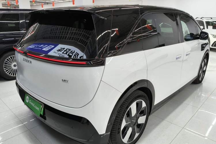 Used Zeekr MIX 2025 Intelligent Driving Version
