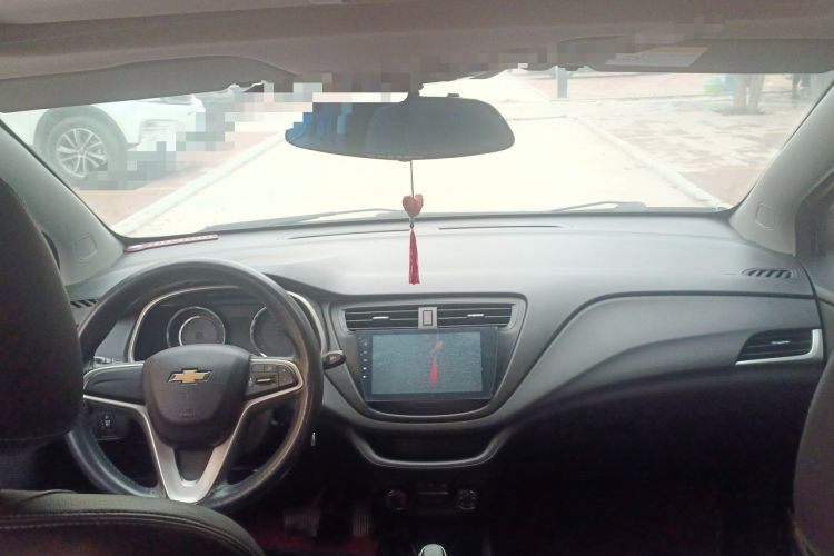 Used Chevrolet Lova RV 2016 1.5L Automatic Smart Drive Edition Center Console