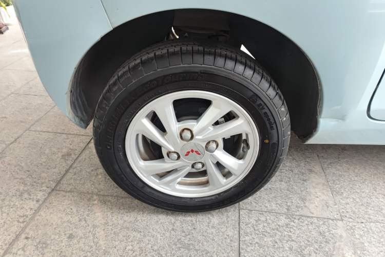 Used Wuling Hongguang MINIEV 2020 Zizai Version Lithium-NMC Exterior 5