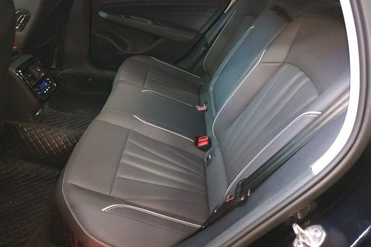 Used Volkswagen Passat 2024 330TSI Elite Edition Left Rear Seat