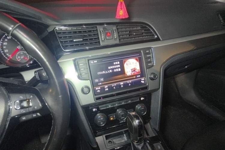 Used Volkswagen Lamando 2018 280TSI DSG Comfort Edition
