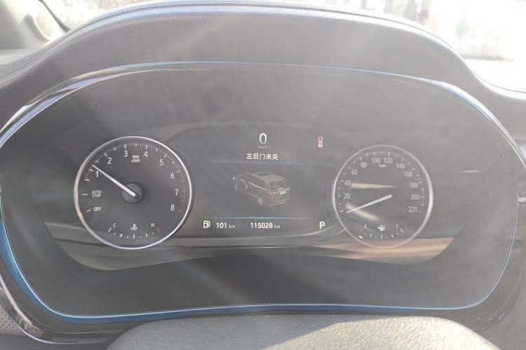 Used Buick GL8 2020 Land Business Class 652T Luxury Model
