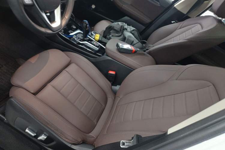 Used BMW iX3 2021 Updated Leading Edition
