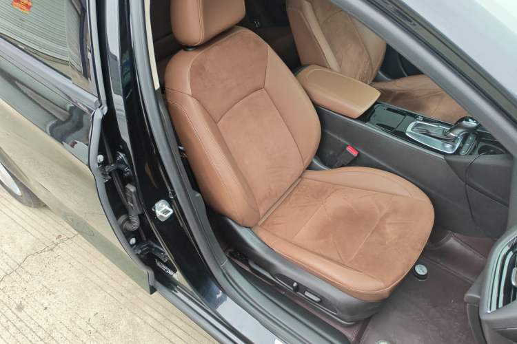 Used Buick Regal 2019 20T Elite Version China VI Standard
