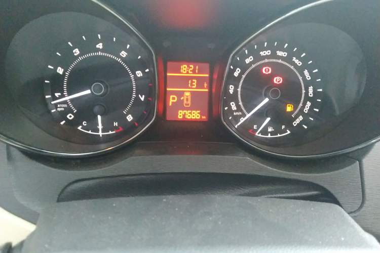 Used Chery Arrizo 7 2015 1.6L CVT ZhiShang Edition Instrument Cluster