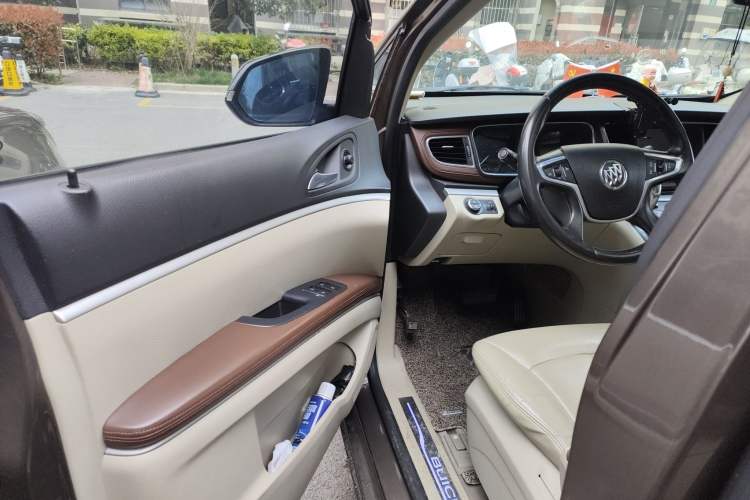 Used Buick GL8 2014 3.0L XT Luxury Business Flagship Edition