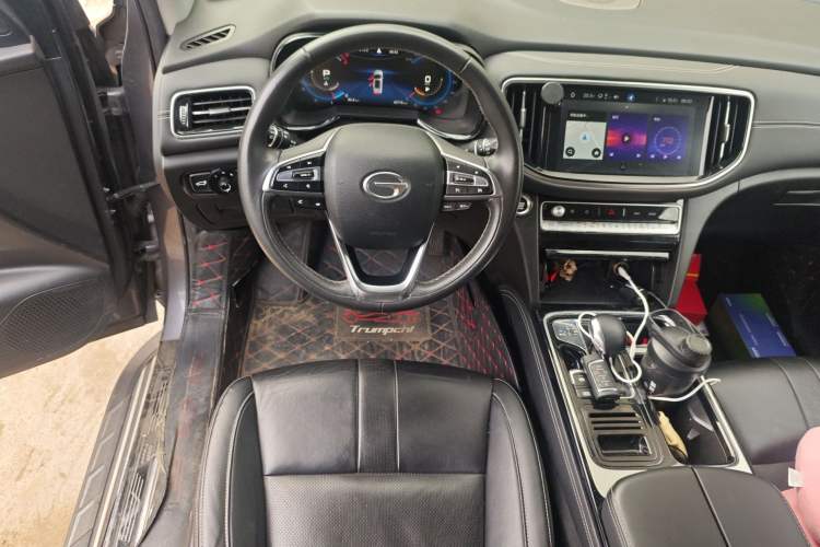 Used GAC Trumpchi GS8 2020 390T Two-Wheel Drive Luxury Smart Connectivity Version (7 Seats) Steering Wheel