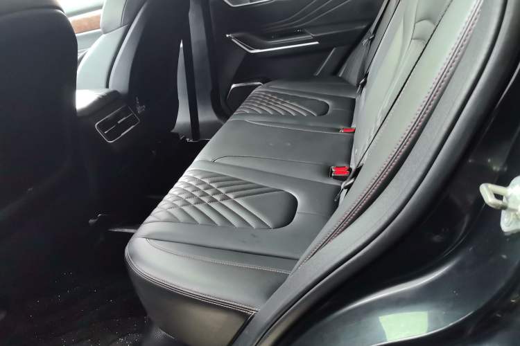 Used Bestune T99 2020 20TD Automatic Premium Edition Left Rear Seat
