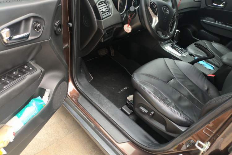 Used GAC Trumpchi GS5 2013 2.0L Automatic Two-Wheel Drive Light Interior Special Edition Driver Seat