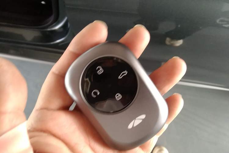 Used Chery Fengyun A8L 2025 1.5 TGDI 145 km Luxury Version Vehicle Key