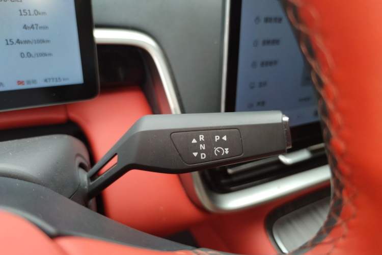 Used Dongfeng eπ eπ008 2024 210Max Range-Extended Version 6 Seats
