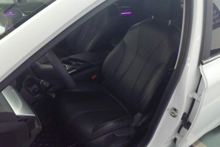 Used Roewe i5 2021 Revised Version 1.5L CVT Diamond Edition